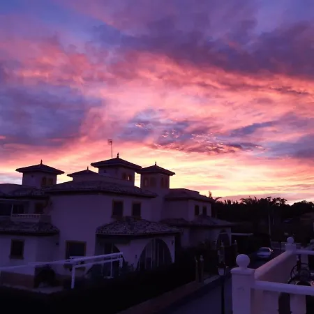 Luxury And Comfort In La Marina, With Sea Views At El Pinet *