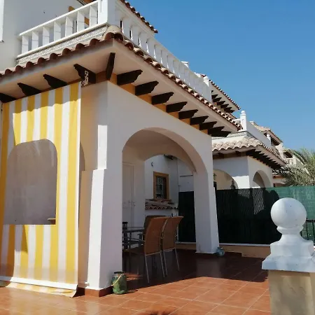 Hébergement de vacances Luxury And Comfort In La Marina, With Sea Views At El Pinet La Mariña